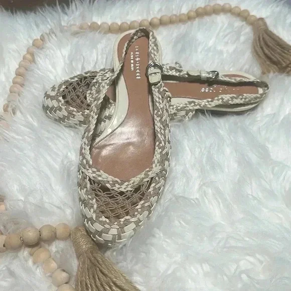 Sergio Rossi Cream/Tan Patent Woven Sling-backs made in Italy - Picture 4 of 10